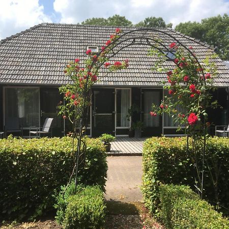 Klein Vreugderijk Bed & Breakfast ซโวลเลอ ภายนอก รูปภาพ