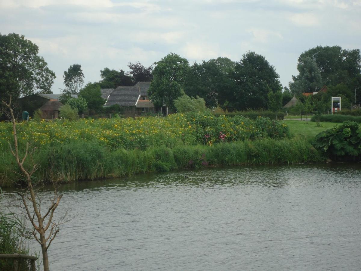 Klein Vreugderijk Bed & Breakfast ซโวลเลอ ภายนอก รูปภาพ