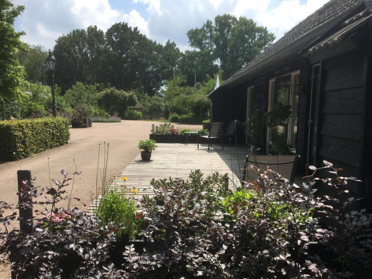 Klein Vreugderijk Bed & Breakfast ซโวลเลอ ภายนอก รูปภาพ