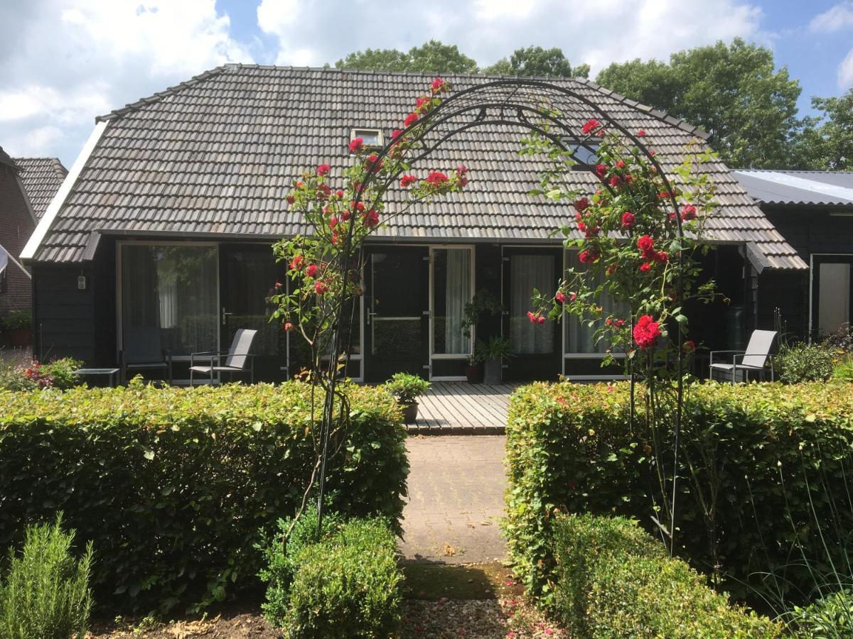 Klein Vreugderijk Bed & Breakfast ซโวลเลอ ภายนอก รูปภาพ