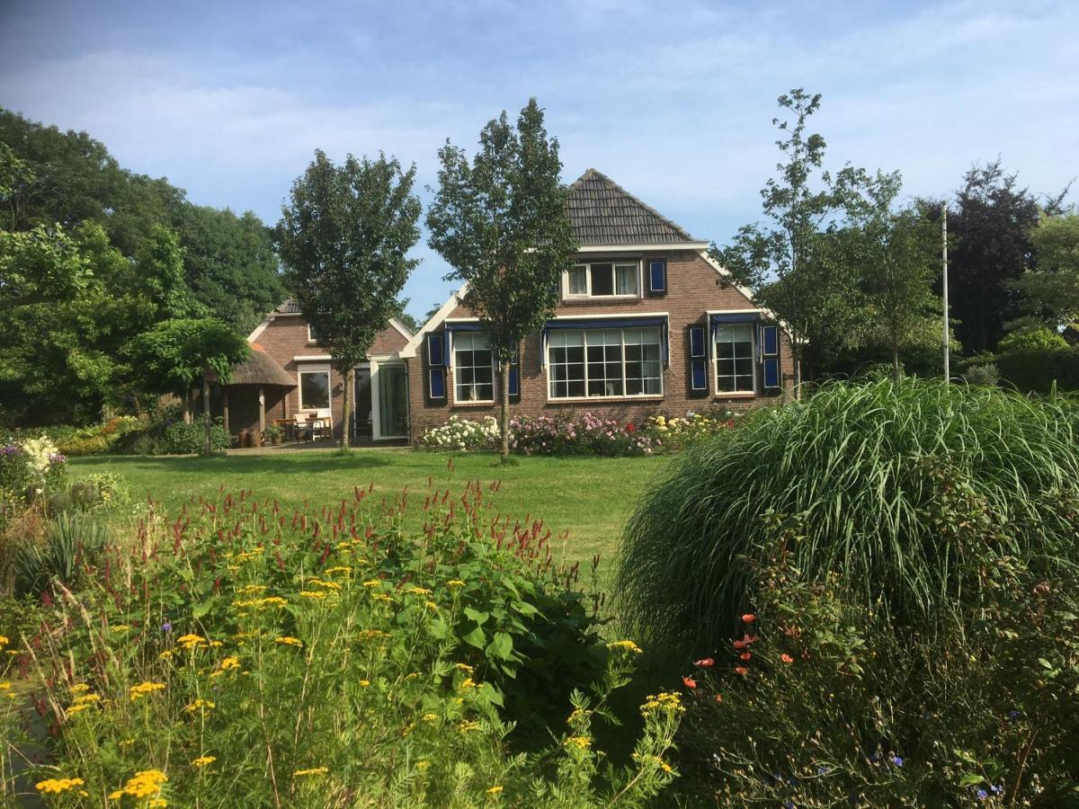 Klein Vreugderijk Bed & Breakfast ซโวลเลอ ภายนอก รูปภาพ