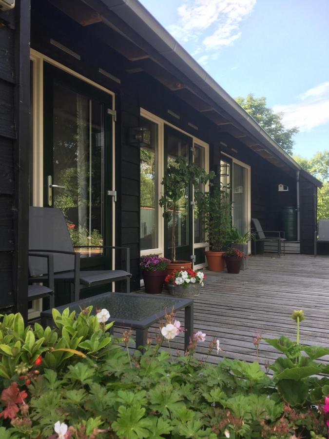 Klein Vreugderijk Bed & Breakfast ซโวลเลอ ภายนอก รูปภาพ
